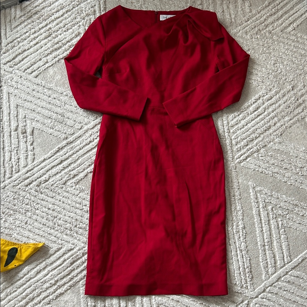 Classic Red Long-Sleeve Sheath Dress with Bow Detail